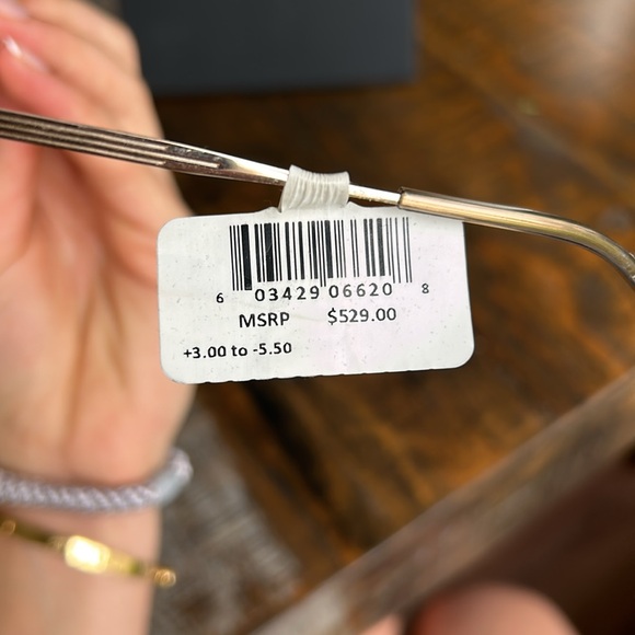 Maui Jims sunglasses new never used black and gold - Picture 10 of 11